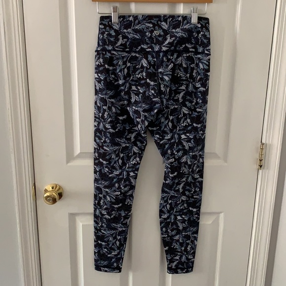 lululemon leggings - Picture 2 of 3